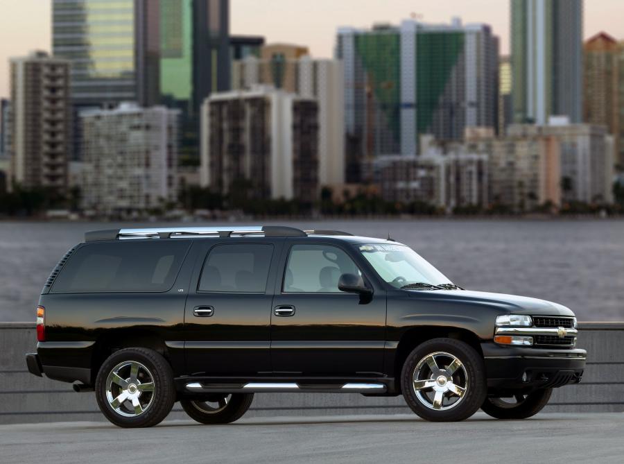  Chevrolet Suburban 2000 года  (фото 5 из 48)